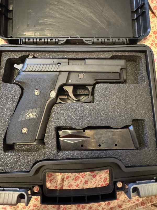 Sig Sauer P229 