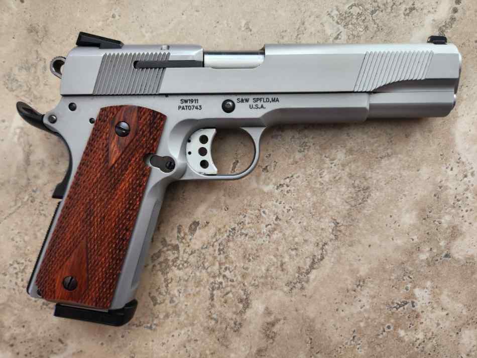 Stainless SW1911 with Over $650 of Extras